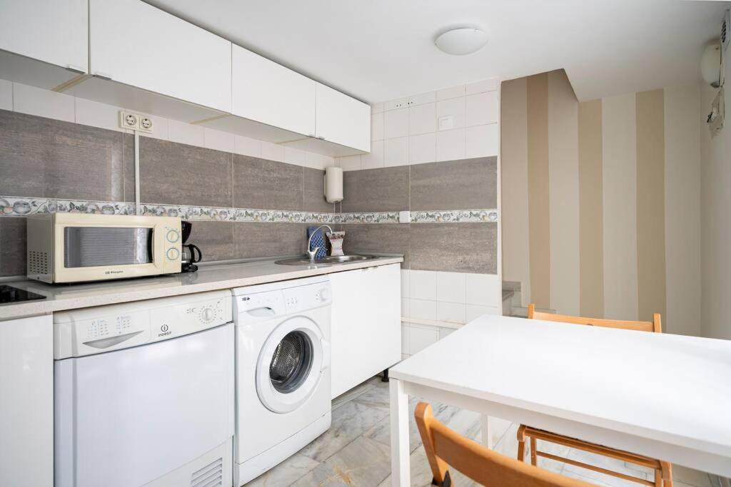 Arriaga Alto- Coqueto Duplex. Parking Gratuito Daire Madrid Dış mekan fotoğraf