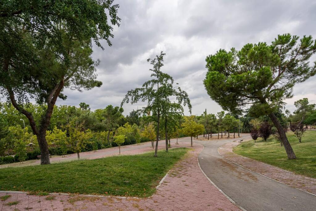 Arriaga Alto- Coqueto Duplex. Parking Gratuito Daire Madrid Dış mekan fotoğraf